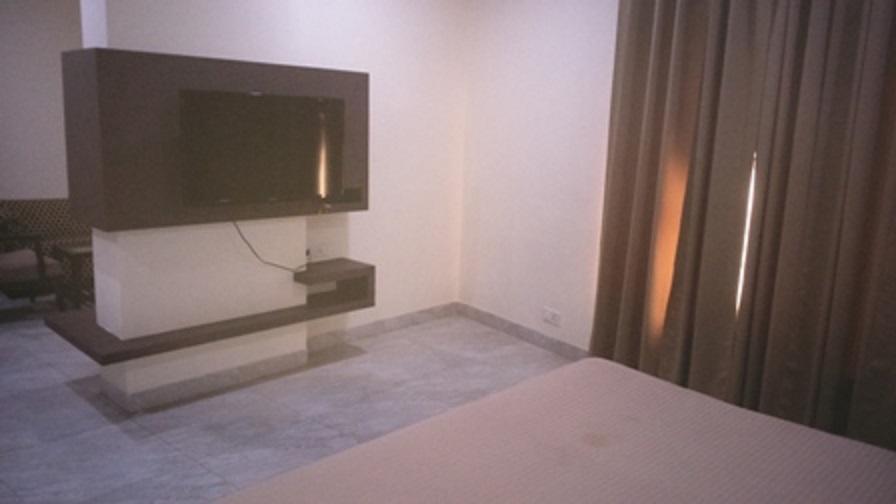 Veena Regency Hotel Chās Buitenkant foto